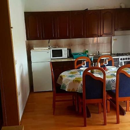 Apartmani Vibovec Lana 305 Lopar Exterior photo